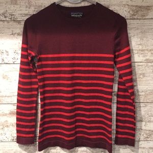 Lightweight long sleeve sweater